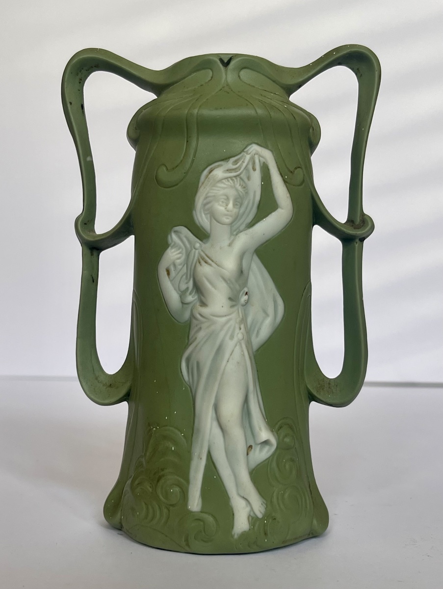 Wedgwood Vase - Galeries Lafayette -photo-1